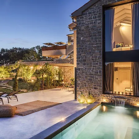 San Canzian & Residences - Small Luxury Of The World