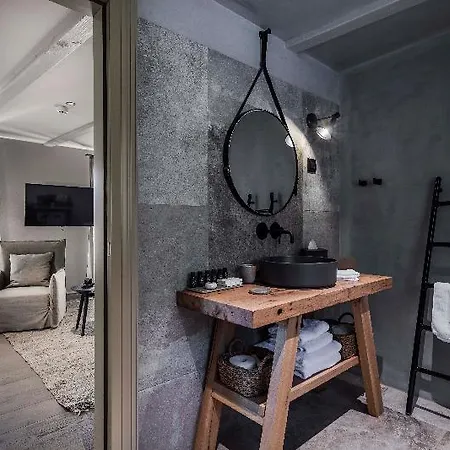 San Canzian & Residences - Small Luxury Of The World