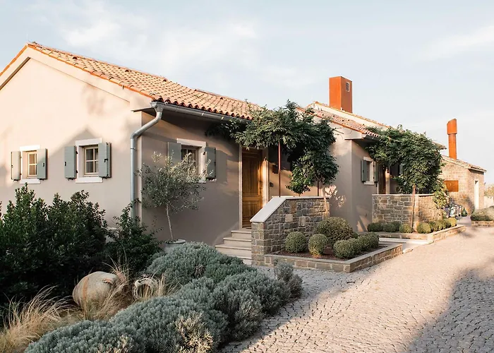 San Canzian & Residences - Small Luxury Of The World Buje